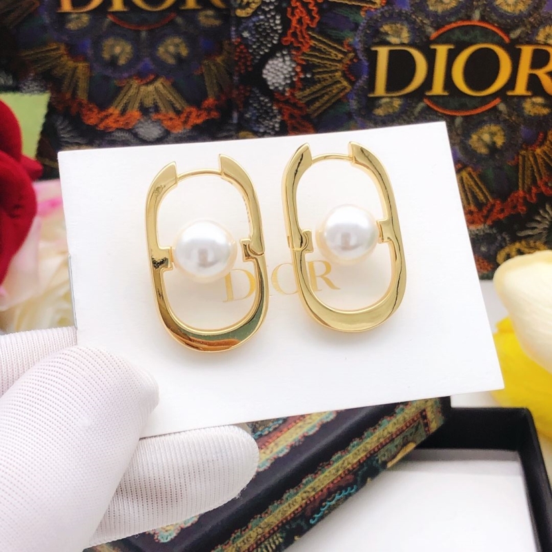 chr1st1an D10r earrings